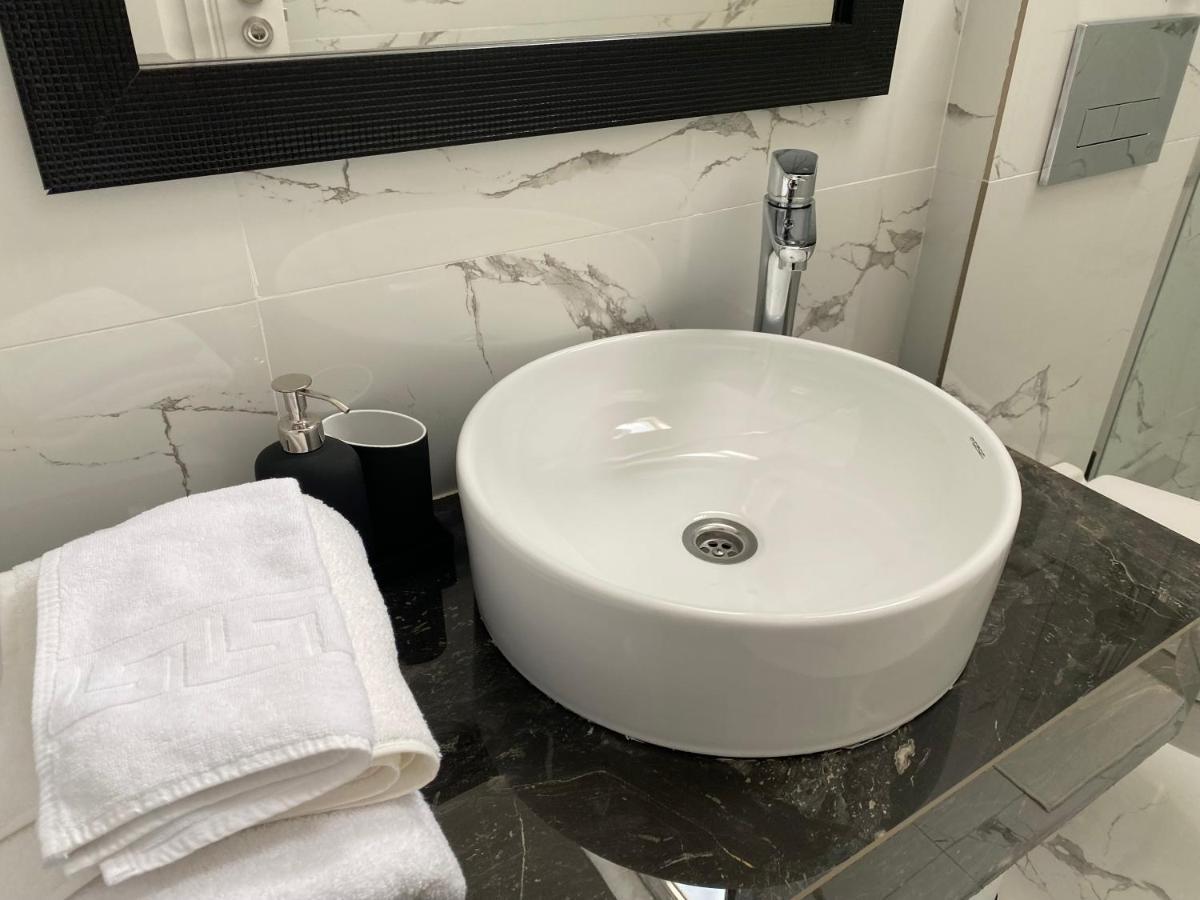 Erbario House Apartment บูคาเรสต์ ภายนอก รูปภาพ