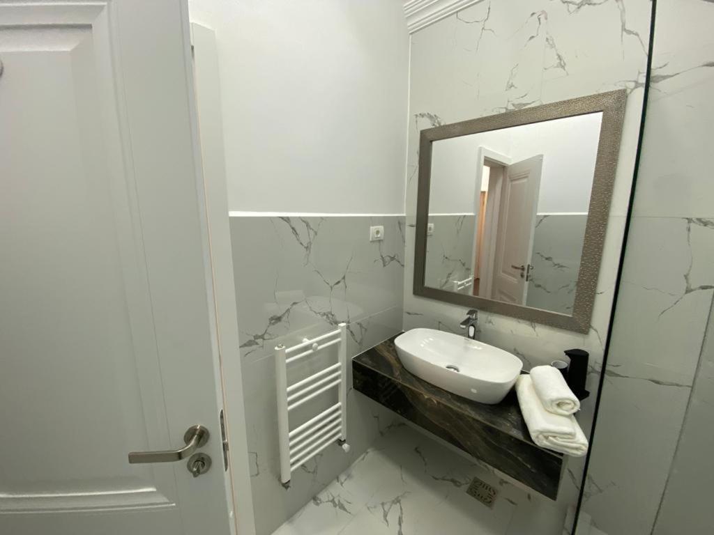 Erbario House Apartment บูคาเรสต์ ภายนอก รูปภาพ